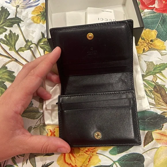 Gucci Black Quilted Leather Wallet - Picture 4 of 5